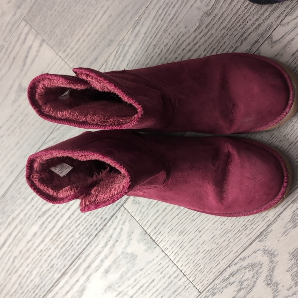 Ankle boots with fur inside